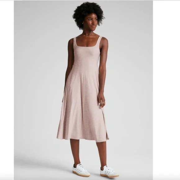 Beyond Yoga Featherweight At The Ready Square Neck Dress in Chai, Medium NWT - Picture 1 of 10